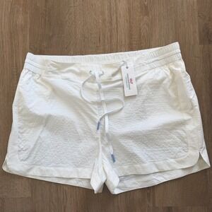 Vineyard Vines Performance White Seersucker Harbor Shorts NWT Women's Size XL